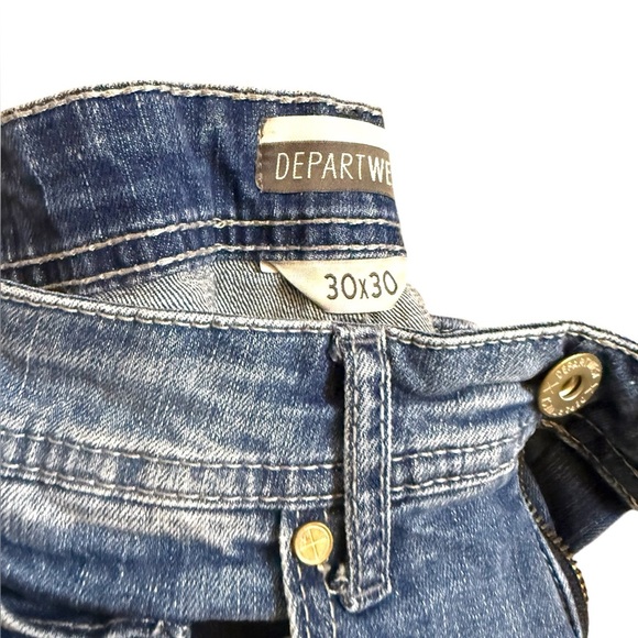 Classic Blue Skinny Jeans with Faded Gradient - Picture 6 of 7